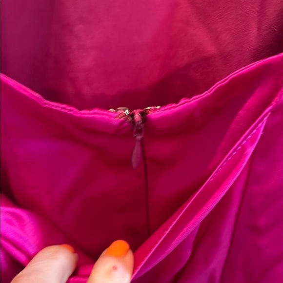 x REVOLVE Yasmine Knot Dress in Dark Hot Pink
AMANDA UPRICHARD - Picture 6 of 6